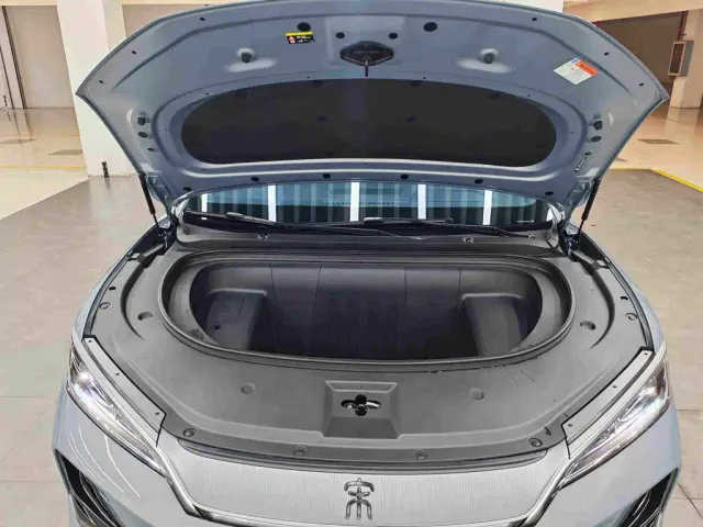 BYD Song Ultra — Фото автомобиля 20
