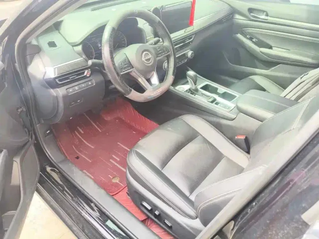 Nissan Teana — Фото автомобиля 8