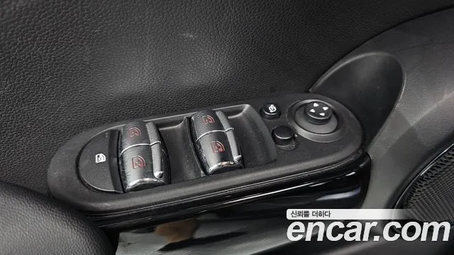Mini Cooper Cooper 5 дверей Classic — Фото автомобиля 14