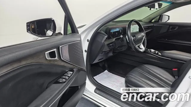 Kia K8 Hybrid — Фото автомобиля 10