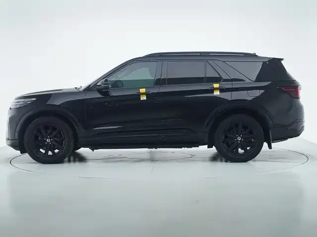 Ford Explorer — Фото автомобиля 7
