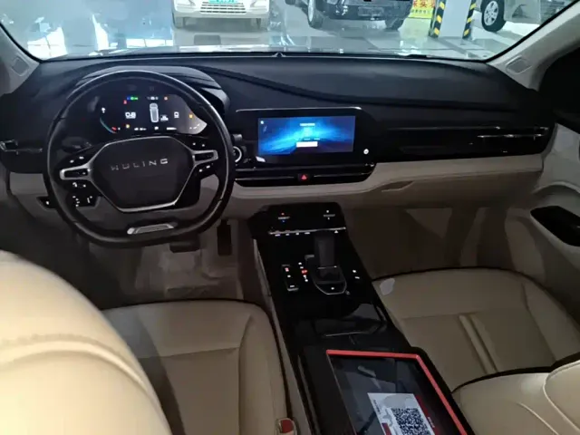Wuling Victory — Фото автомобиля 9