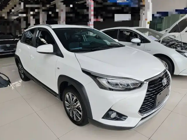 Toyota YARiS L Zhi Xuan 2022 Zhi Xuan X 1.5L CVT Luxury PLUS Edition — Фото автомобиля 3