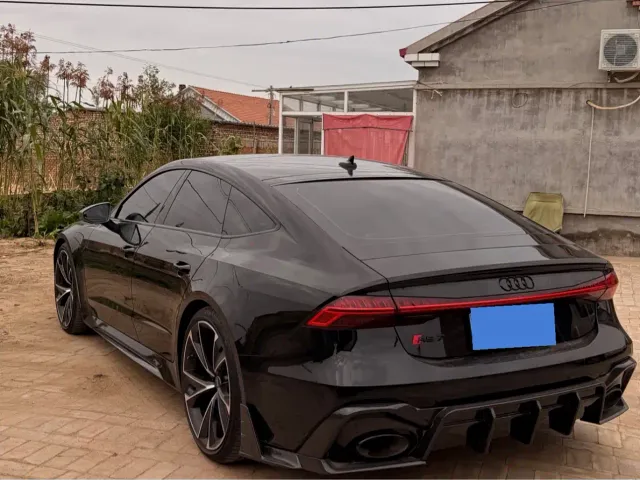 Audi RS 7 — Фото автомобиля 6