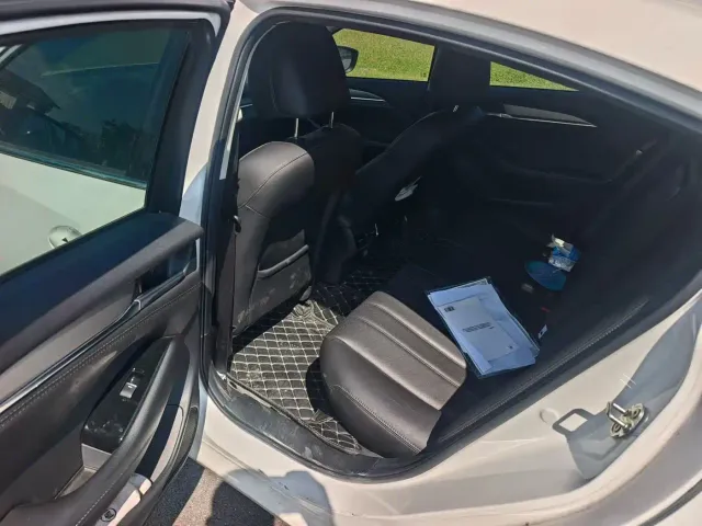 Mazda Atenza — Фото автомобиля 4