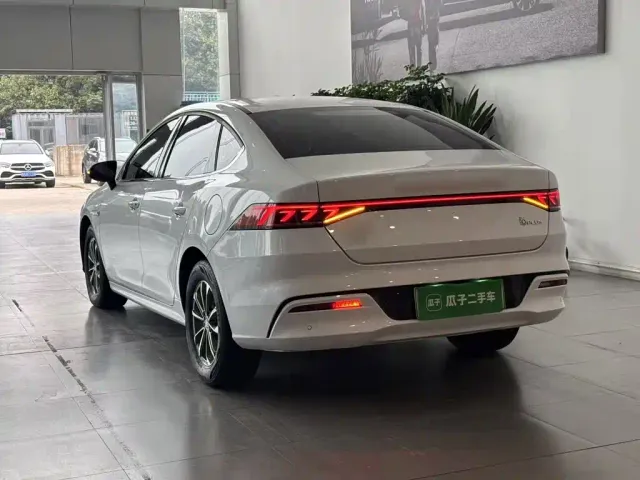 BYD Qin PLUS — Фото автомобиля 4