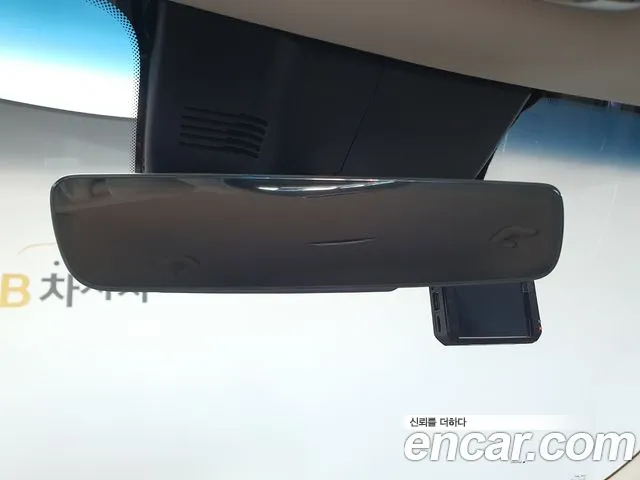Genesis GV70 — Фото автомобиля 16