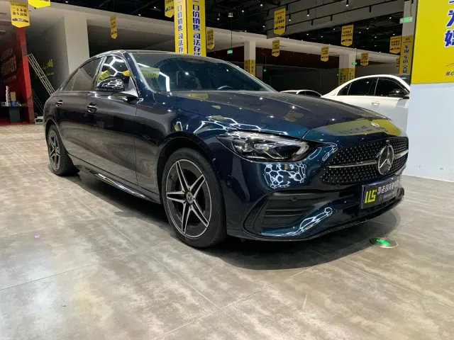 Mercedes-Benz C-Class — Фото автомобиля 3