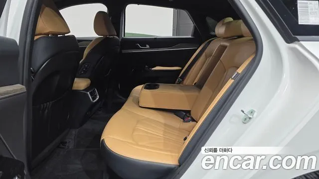 Kia K5 Generation 3 — Фото автомобиля 17