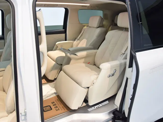 Buick Zhijing Shijia — Фото автомобиля 8