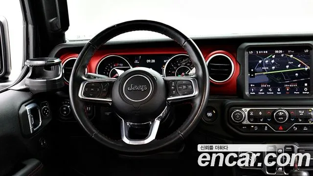 Jeep Wrangler JL — Фото автомобиля 11
