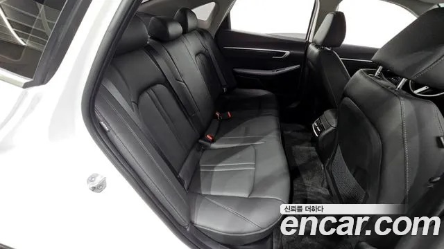 Hyundai Sonata Exclusive — Фото автомобиля 11