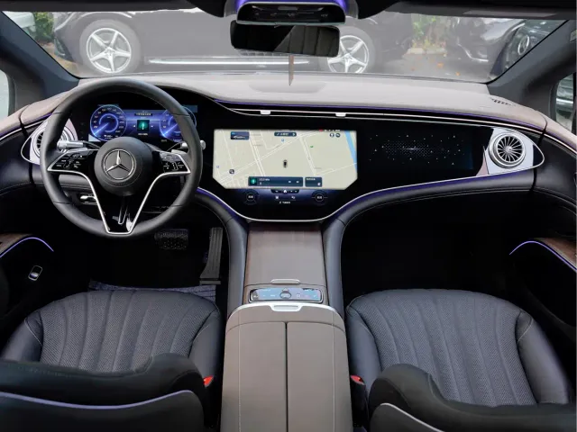 Mercedes-Benz EQS — Фото автомобиля 16