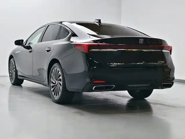 Buick LaCrosse — Фото автомобиля 10