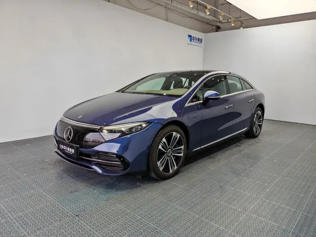 Фотография автомобиля — Mercedes-Benz EQS