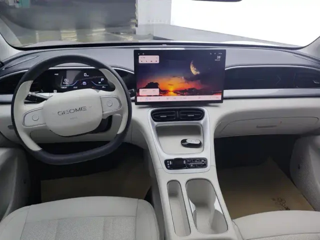 Geely Starry Wish — Фото автомобиля 12