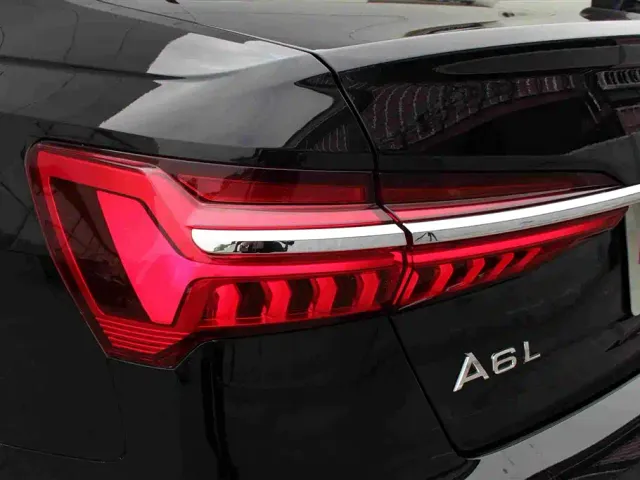 Audi A6L — Фото автомобиля 8
