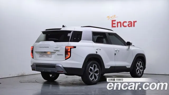 KGM Torres — Фото автомобиля 2