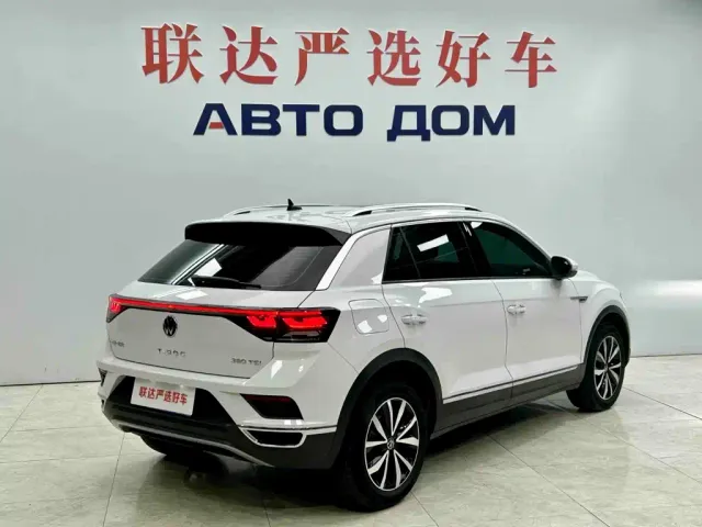 Volkswagen T-Roc — Фото автомобиля 7