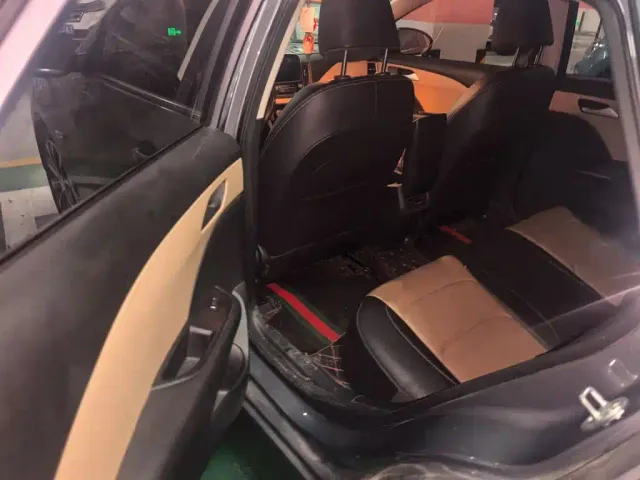 Chevrolet Monza — Фото автомобиля 13