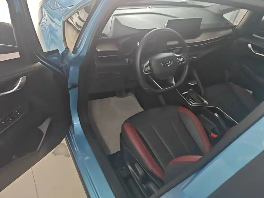 Geely Vision X3 2021 PRO 1.5L CVT Premium — Фото автомобиля 15