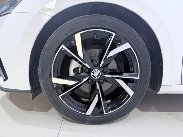 Skoda Octavia — Фото автомобиля 17