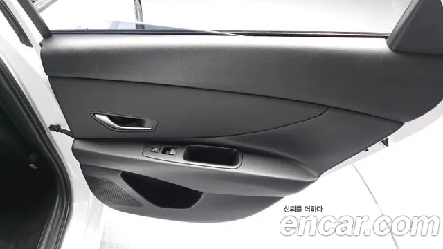 Hyundai AVANTE Avante (CN7) — Фото автомобиля 25