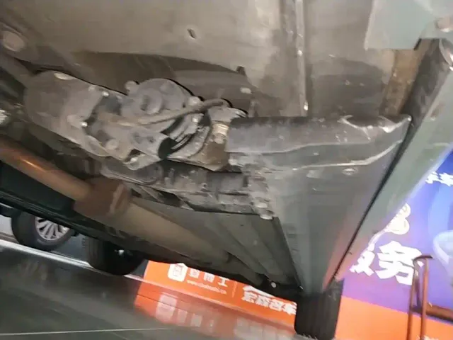 GAC Trumpchi GS8 — Фото автомобиля 21