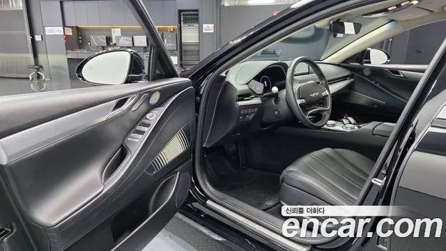 Genesis G80 Electrified G80 (RG3) — Фото автомобиля 10