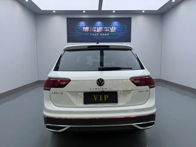 Volkswagen Tiguan L — Фото автомобиля 5