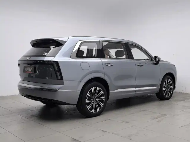 Wuling Starlight L — Фото автомобиля 2