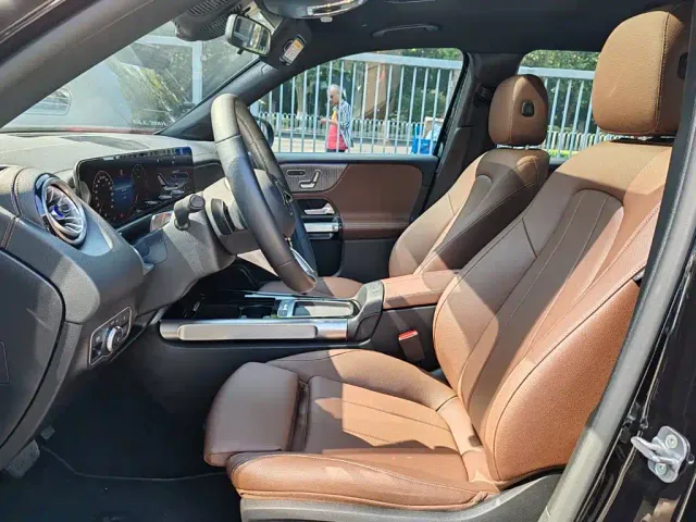 Mercedes-Benz GLB-Class — Фото автомобиля 9