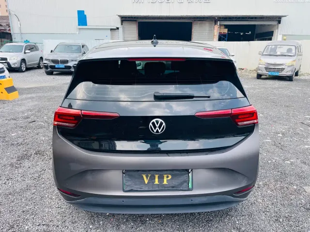 Volkswagen ID.3 — Фото автомобиля 8