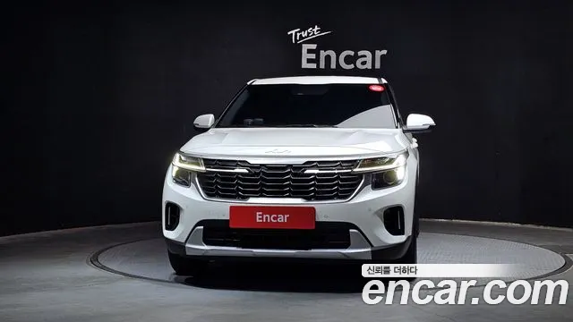 Kia Seltos Новый Seltos Бензин 1.6 турбо 2WD — Фото автомобиля 3