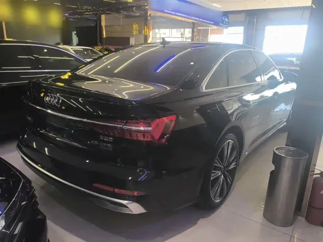 Audi A6L — Фото автомобиля 6