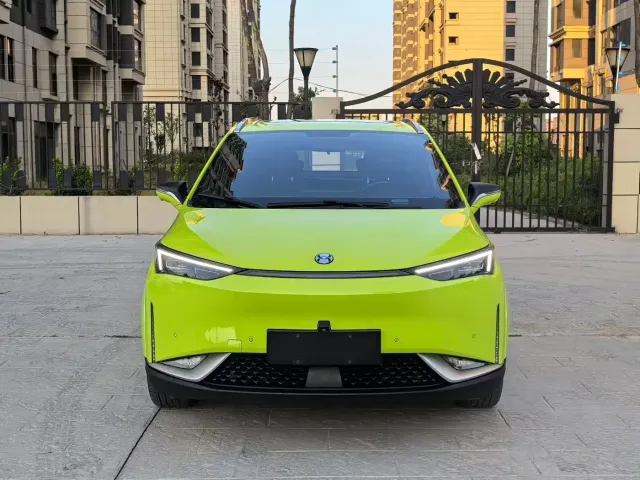Hycan Z03 — Фото автомобиля 2