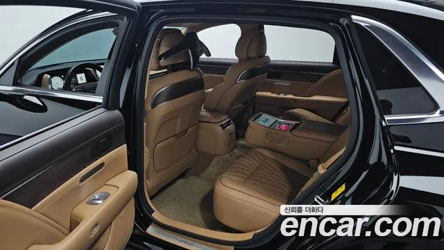 Genesis G90 RS4 — Фото автомобиля 18