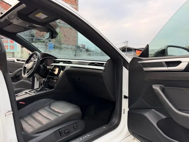 Volkswagen CC — Фото автомобиля 12