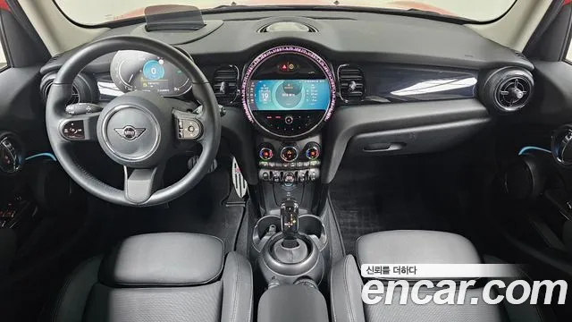 Mini Cooper Cooper 5 дверей Classic — Фото автомобиля 7