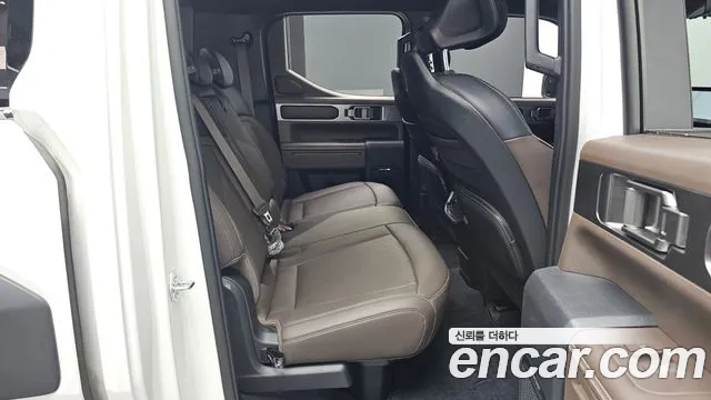 Kia Tasman Tasman 2.5T Бензин 4WD — Фото автомобиля 9