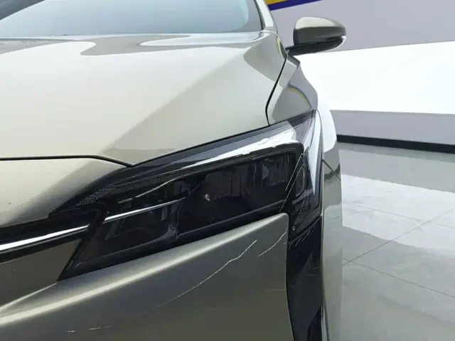 Buick Velite 6 — Фото автомобиля 5