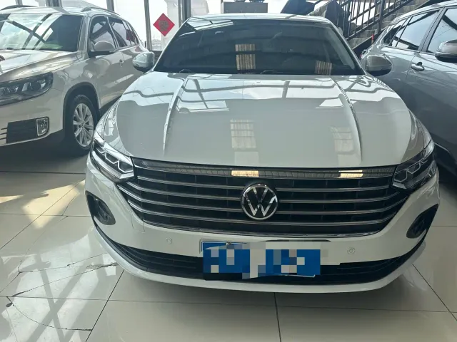 Volkswagen Lavida — Фото автомобиля 2