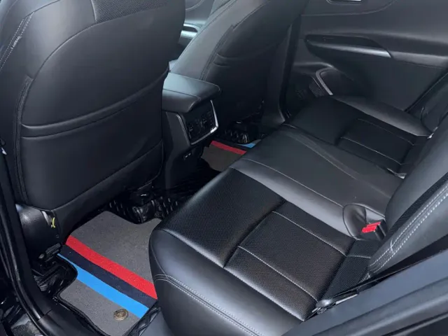 Toyota Harrier — Фото автомобиля 5