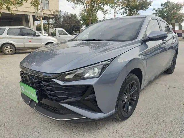 Фотография автомобиля — Dongfeng Yixuan