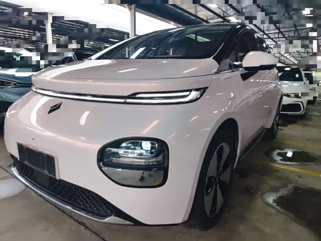 Фотография автомобиля — Baojun Cloud