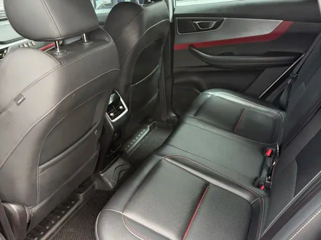 Chery Tiggo 7 — Фото автомобиля 12