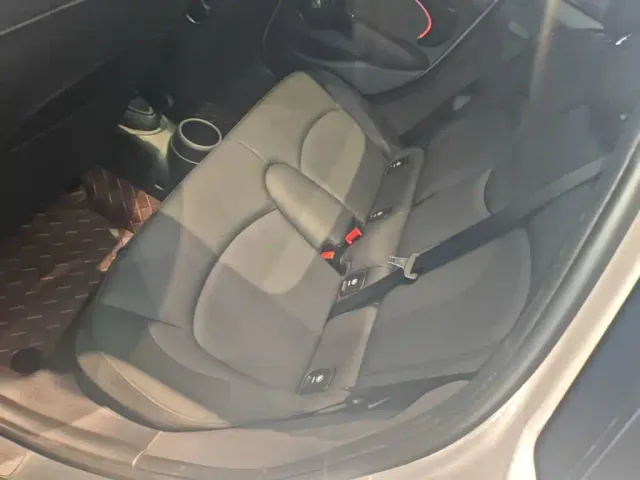 MINI Hatch — Фото автомобиля 16