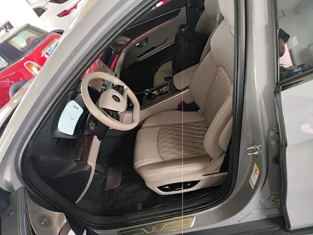 BYD Han — Фото автомобиля 14