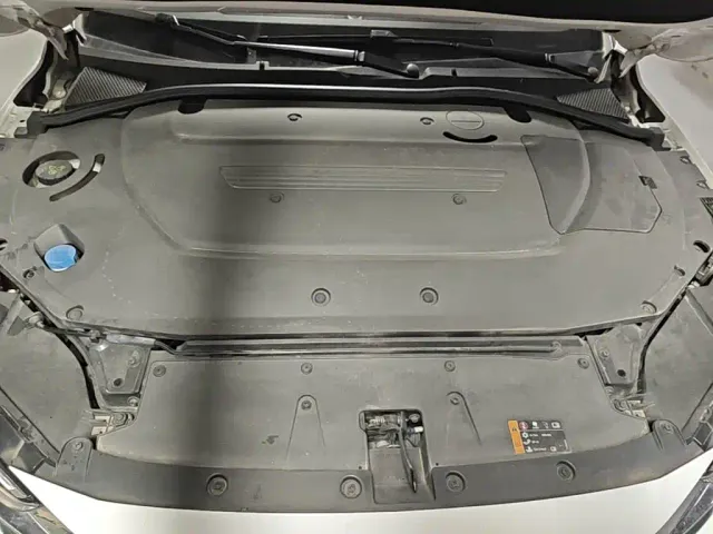 Roewe i6 MAX EV — Фото автомобиля 19