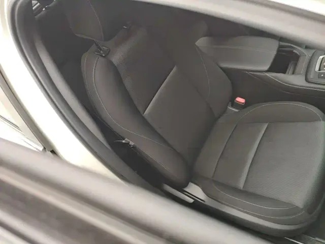 Mazda CX-30 EV — Фото автомобиля 24
